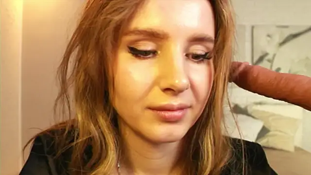 Snapshot of Betty_June chatting on 03-03-25, 12:04 Betty June online show from 03-03-25, 12:04