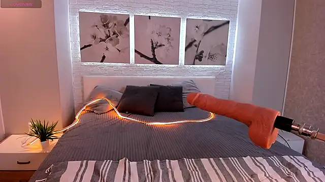 Snapshot of Betty_June chatting on 09-13-25, 08:30 Betty June online show from 09-13-25, 08:30