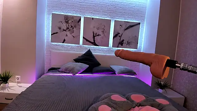 Snapshot of Betty_June chatting on 10-15-25, 08:53 Betty June online show from 10-15-25, 08:53