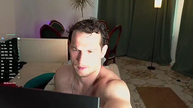 Snapshot of VIktorSecret chatting on 07-08-26, 04:17 VIktorSecret online show from 07-08-26, 04:17