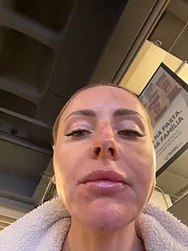 Snapshot of EmaSalis chatting on 02-27-26, 08:58 EmaSalis online show from 02-27-26, 08:58