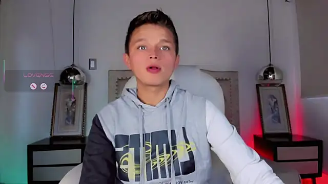 Snapshot of Tim_wolf chatting on 11-26-25, 10:11 Tim wolf online show from 11-26-25, 10:11