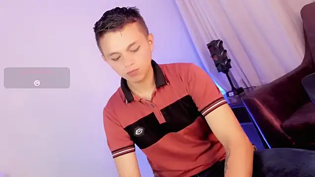 Snapshot of Tim_wolf chatting on 12-18-25, 07:42 Tim wolf online show from 12-18-25, 07:42