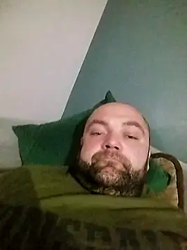 Snapshot of Zboczuszek1991 chatting on 10-05-25, 10:18 Zboczuszek1991 online show from 10-05-25, 10:18