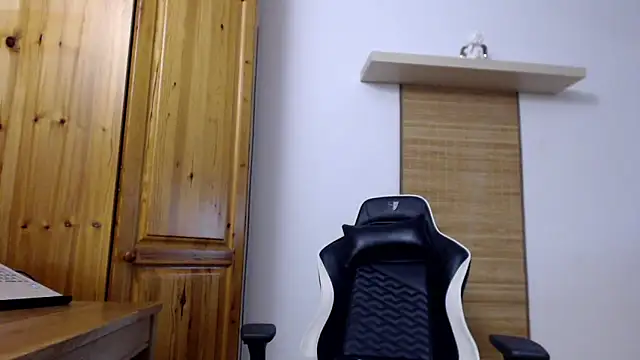 Lisakisss online show from 03-23-25, 08:15