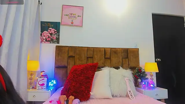 MiaJacksonn online show from 01-05-25, 11:59