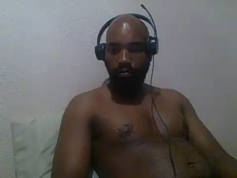 Snapshot of KAYBEEDEFREAK chatting on 01-11-25, 07:38 KAYBEEDEFREAK online show from 01-11-25, 07:38