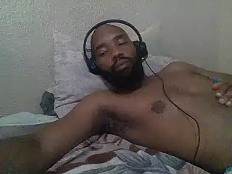 Snapshot of KAYBEEDEFREAK chatting on 02-07-25, 05:52 KAYBEEDEFREAK online show from 02-07-25, 05:52