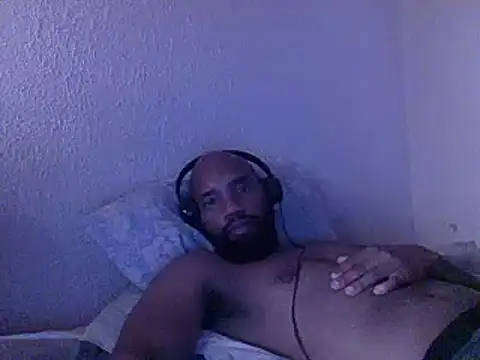 Snapshot of KAYBEEDEFREAK chatting on 02-07-25, 11:56 KAYBEEDEFREAK online show from 02-07-25, 11:56
