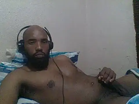 Snapshot of KAYBEEDEFREAK chatting on 02-15-25, 09:26 KAYBEEDEFREAK online show from 02-15-25, 09:26