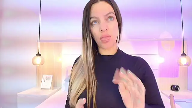 Isabella Harley online show from 11-14-25, 02:05