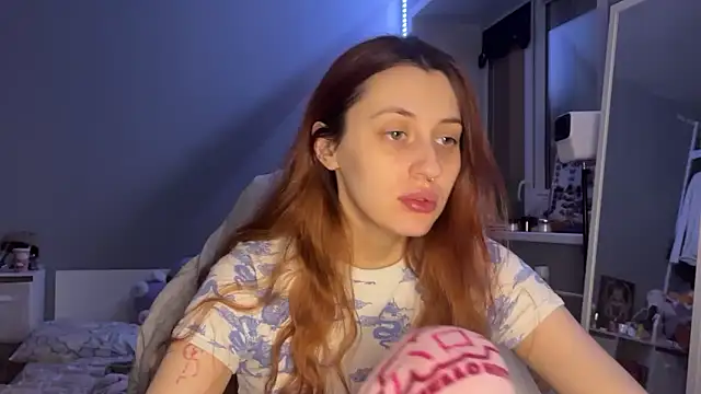 Uniarten online show from 12-14-25, 06:34