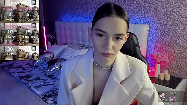 SophieCatty online show from 03-16-25, 07:15