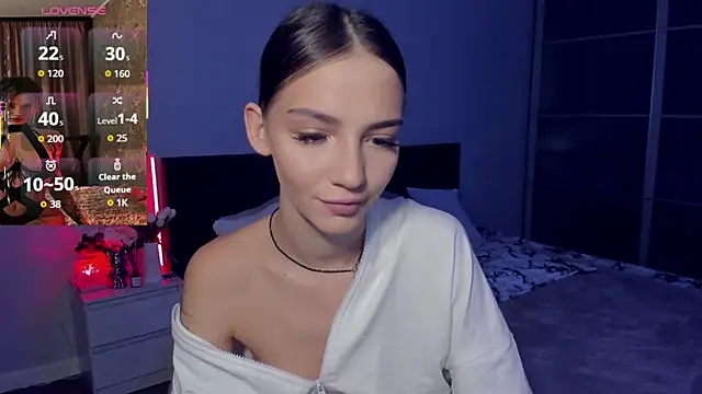 SophieCatty online show from 11-27-25, 05:53