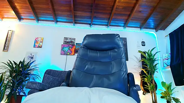 RyanCarter  online show from 09-28-25, 03:50