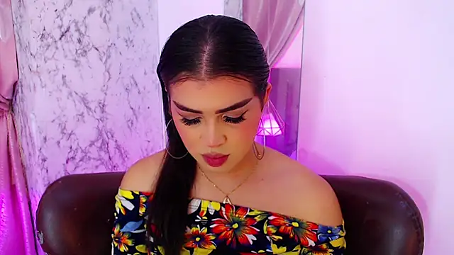 Alexandra Hornny online show from 03-11-25, 09:34