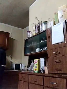 White rabbit  online show from 12-10-24, 11:19