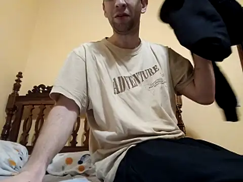 White rabbit  online show from 12-17-25, 09:21