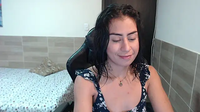 Snapshot of Martina1369 chatting on 01-30-25, 11:02 Martina1369 online show from 01-30-25, 11:02