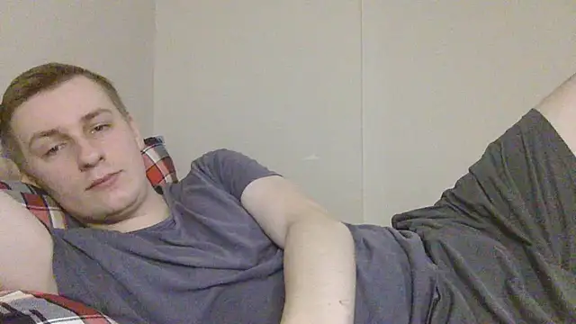 Snapshot of your_andy chatting on 11-29-25, 07:33 your andy online show from 11-29-25, 07:33