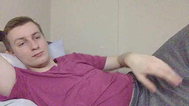 Snapshot of your_andy chatting on 12-16-25, 07:35 your andy online show from 12-16-25, 07:35