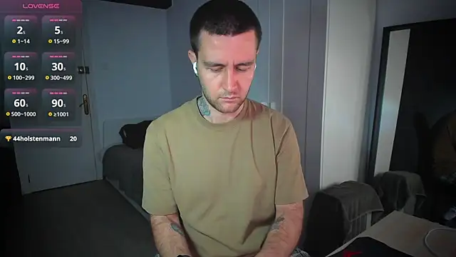 HonestAndrew online show from 02-04-25, 01:38