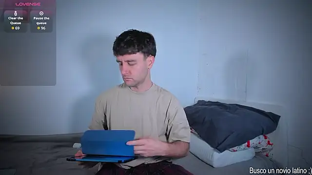 HonestAndrew online show from 02-21-26, 07:20