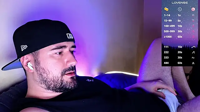 Snapshot of DominantTheo chatting on 12-30-24, 02:53 DominantTheo online show from 12-30-24, 02:53