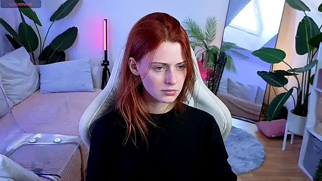 doll lesli online show from 11-08-25, 10:04