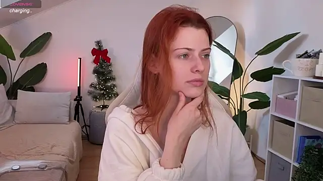 Snapshot of doll_lesli chatting on 01-08-26, 10:17 doll lesli online show from 01-08-26, 10:17