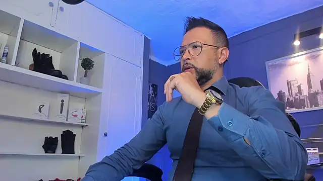 MrFrank tattoo online show from 03-11-25, 12:17