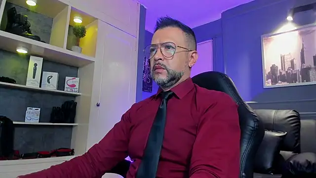 MrFrank tattoo online show from 12-17-25, 11:38