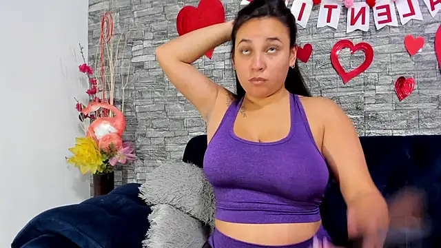 LizzRouse online show from 02-11-25, 09:14