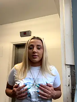 Strongqueen online show from 09-20-25, 05:25