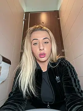 Strongqueen online show from 03-21-26, 11:48