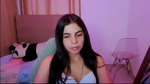 Snapshot of _elenna chatting on 04-30-26, 06:14 elenna online show from 04-30-26, 06:14