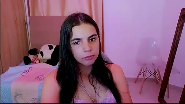 Snapshot of _elenna chatting on 05-05-26, 05:54 elenna online show from 05-05-26, 05:54