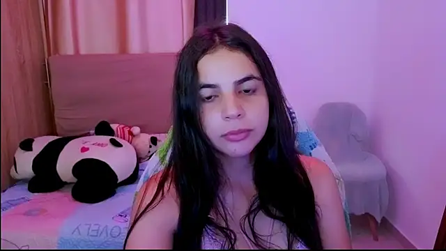 Snapshot of _elenna chatting on 05-26-26, 06:37 elenna online show from 05-26-26, 06:37