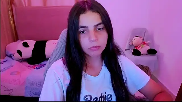 Snapshot of _elenna chatting on 05-28-26, 06:38 elenna online show from 05-28-26, 06:38