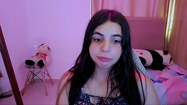 Snapshot of _elenna chatting on 06-11-26, 06:06 elenna online show from 06-11-26, 06:06