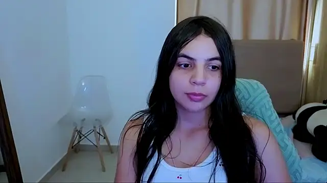 Snapshot of _elenna chatting on 07-13-26, 05:27 elenna online show from 07-13-26, 05:27