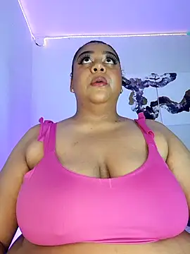 Snapshot of BiancaFollerach chatting on 05-11-26, 11:27 BiancaFollerach online show from 05-11-26, 11:27