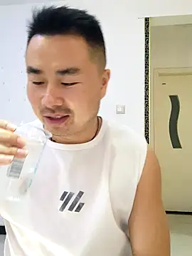 Snapshot of guozuo chatting on 07-09-26, 01:37 guozuo online show from 07-09-26, 01:37