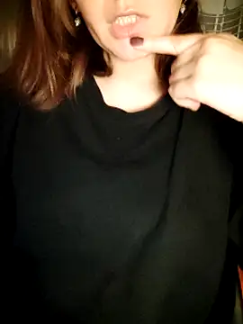 Snapshot of Aashikalaa chatting on 03-01-25, 04:00 Aashikalaa online show from 03-01-25, 04:00