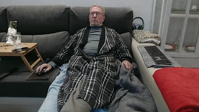 Nudelschwanz online show from 03-01-26, 06:43