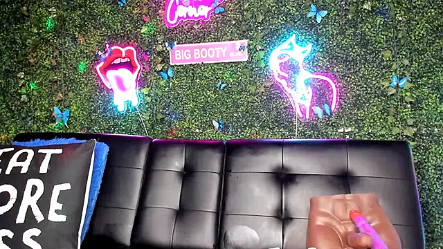 ThickAssRena online show from 12-03-24, 03:09