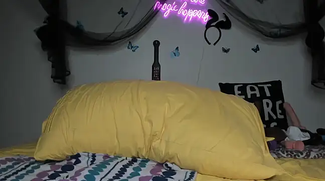 ThickAssRena online show from 02-05-25, 01:15