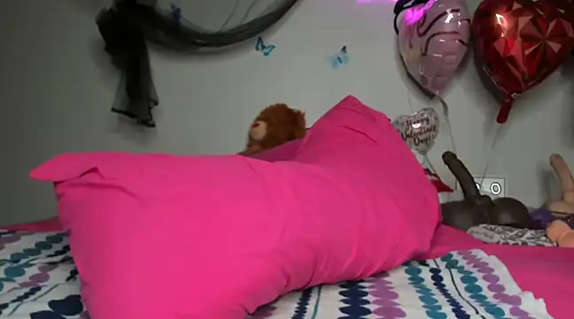 ThickAssRena online show from 02-15-25, 04:25