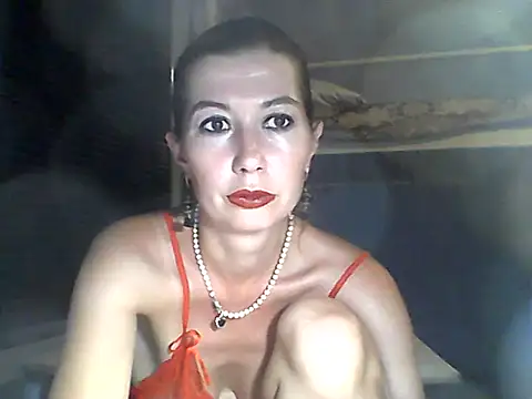 Snapshot of Olesja chatting on 06-12-26, 07:24 Olesja online show from 06-12-26, 07:24
