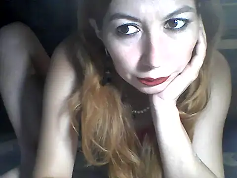 Snapshot of Olesja chatting on 06-14-26, 07:38 Olesja online show from 06-14-26, 07:38
